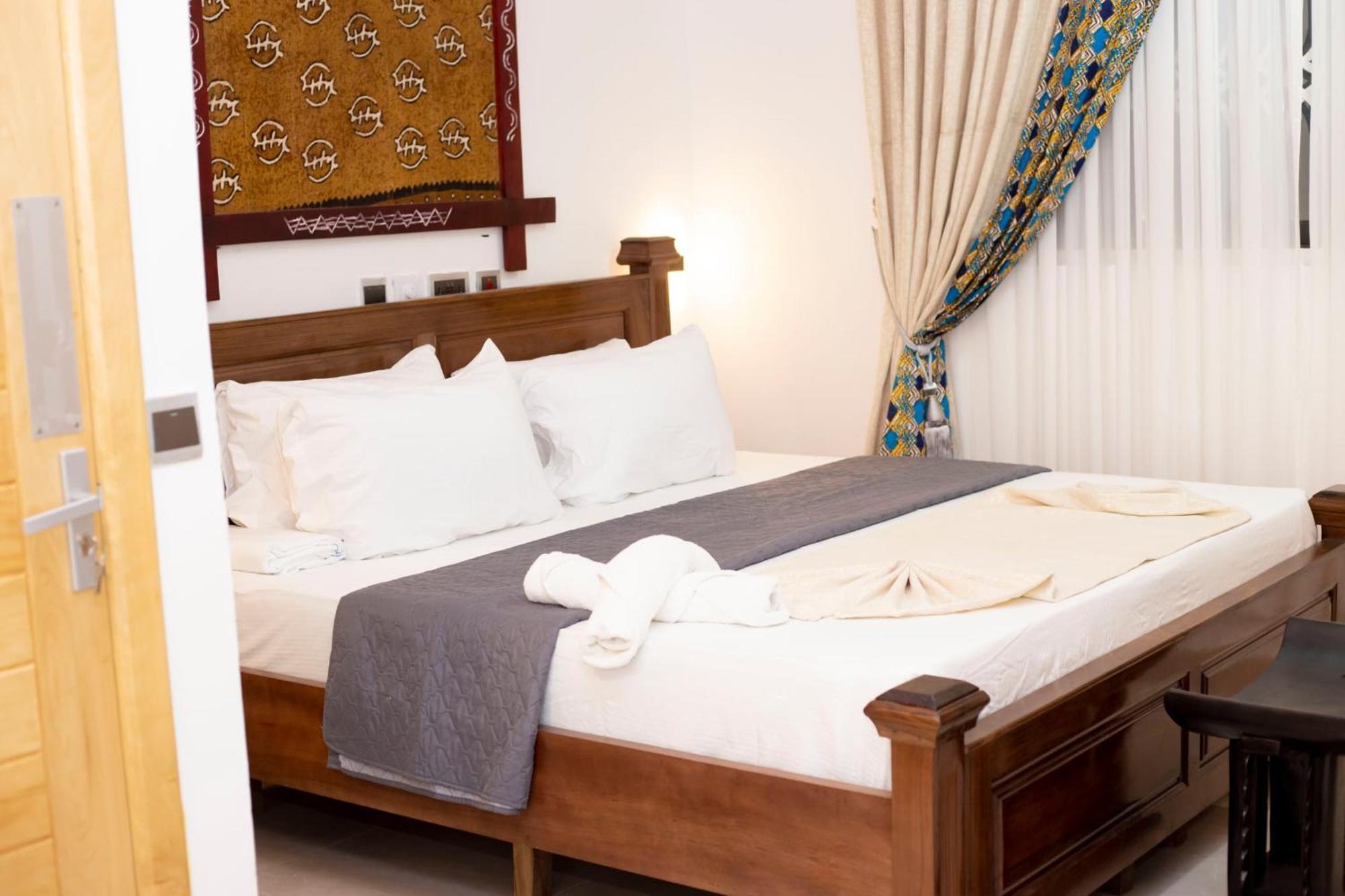 Asantewaa Premier Hotel Kumasi Exterior photo